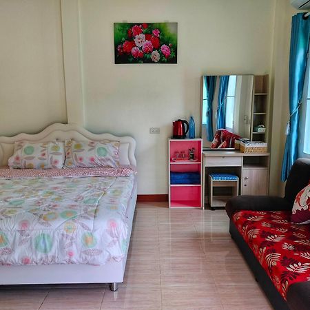 Pimpisa Garden พิมพิศา การ์เด้นท์ Villa Khuang Kom Bagian luar foto