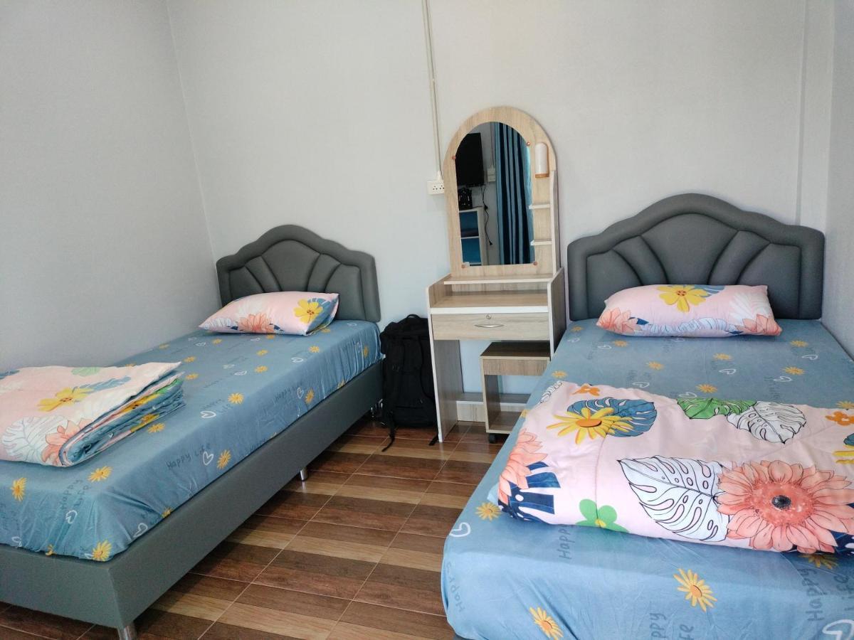 Pimpisa Garden พิมพิศา การ์เด้นท์ Villa Khuang Kom Bagian luar foto