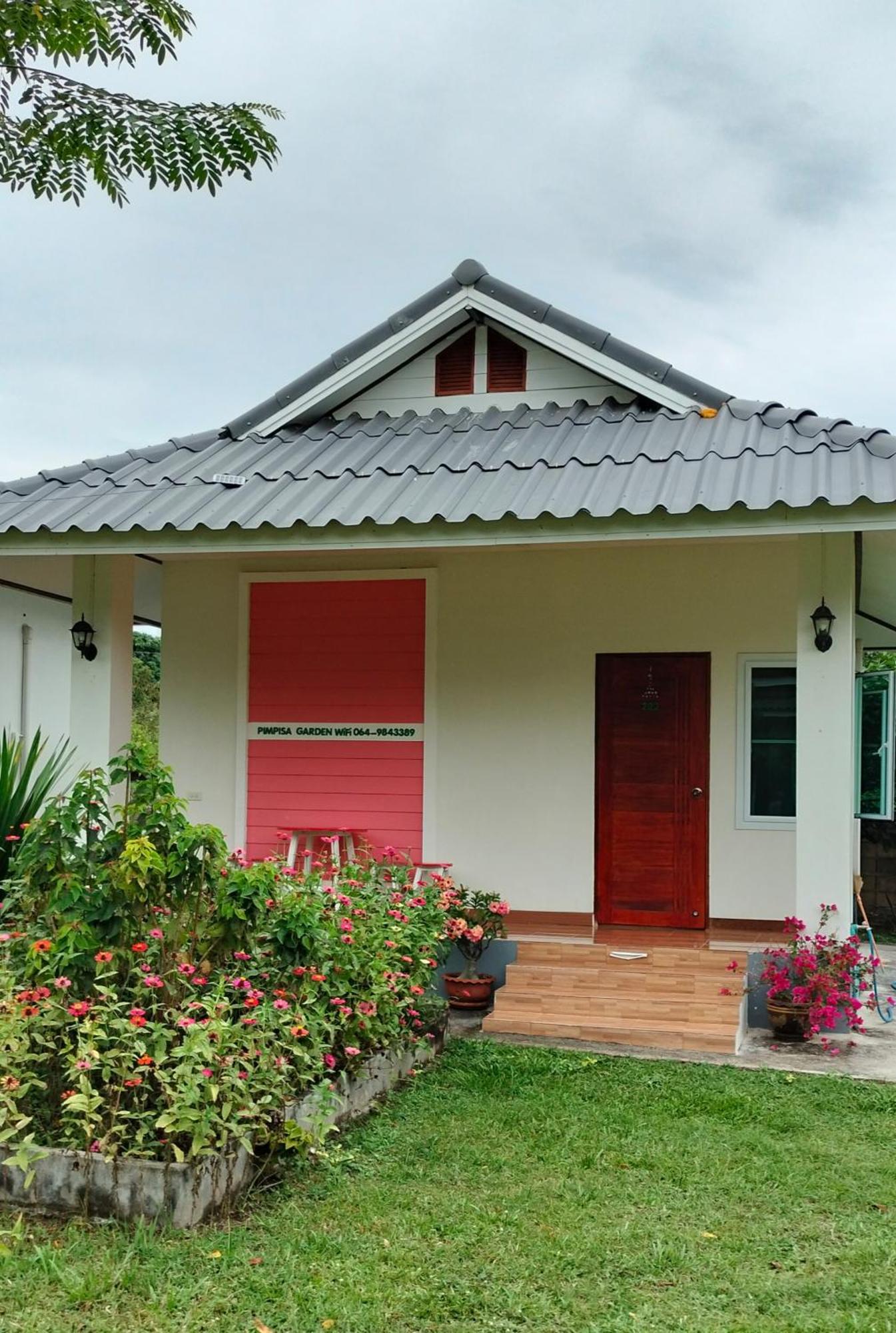 Pimpisa Garden พิมพิศา การ์เด้นท์ Villa Khuang Kom Bagian luar foto